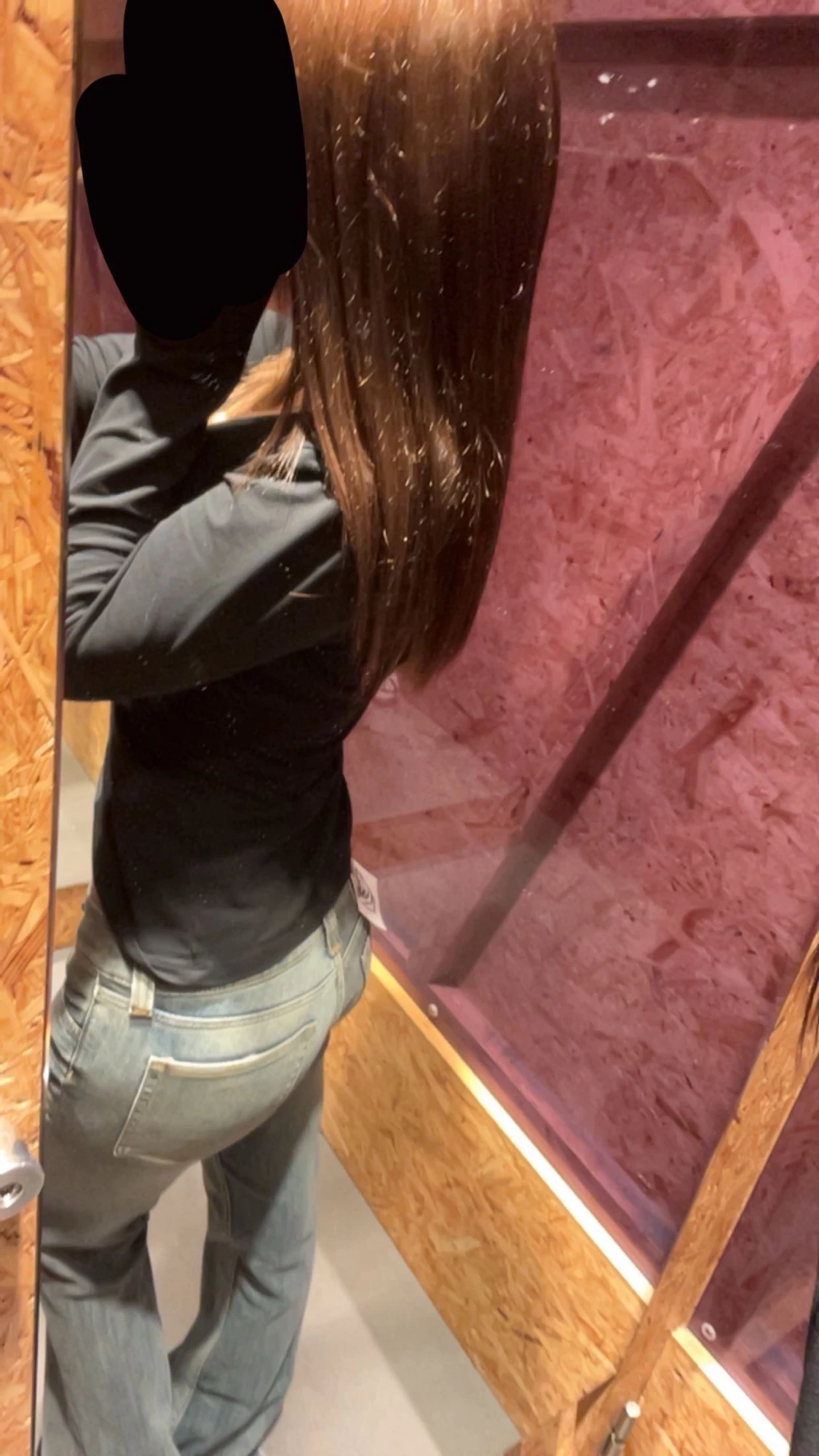 Svart långärmad topp med v-ringning - 1