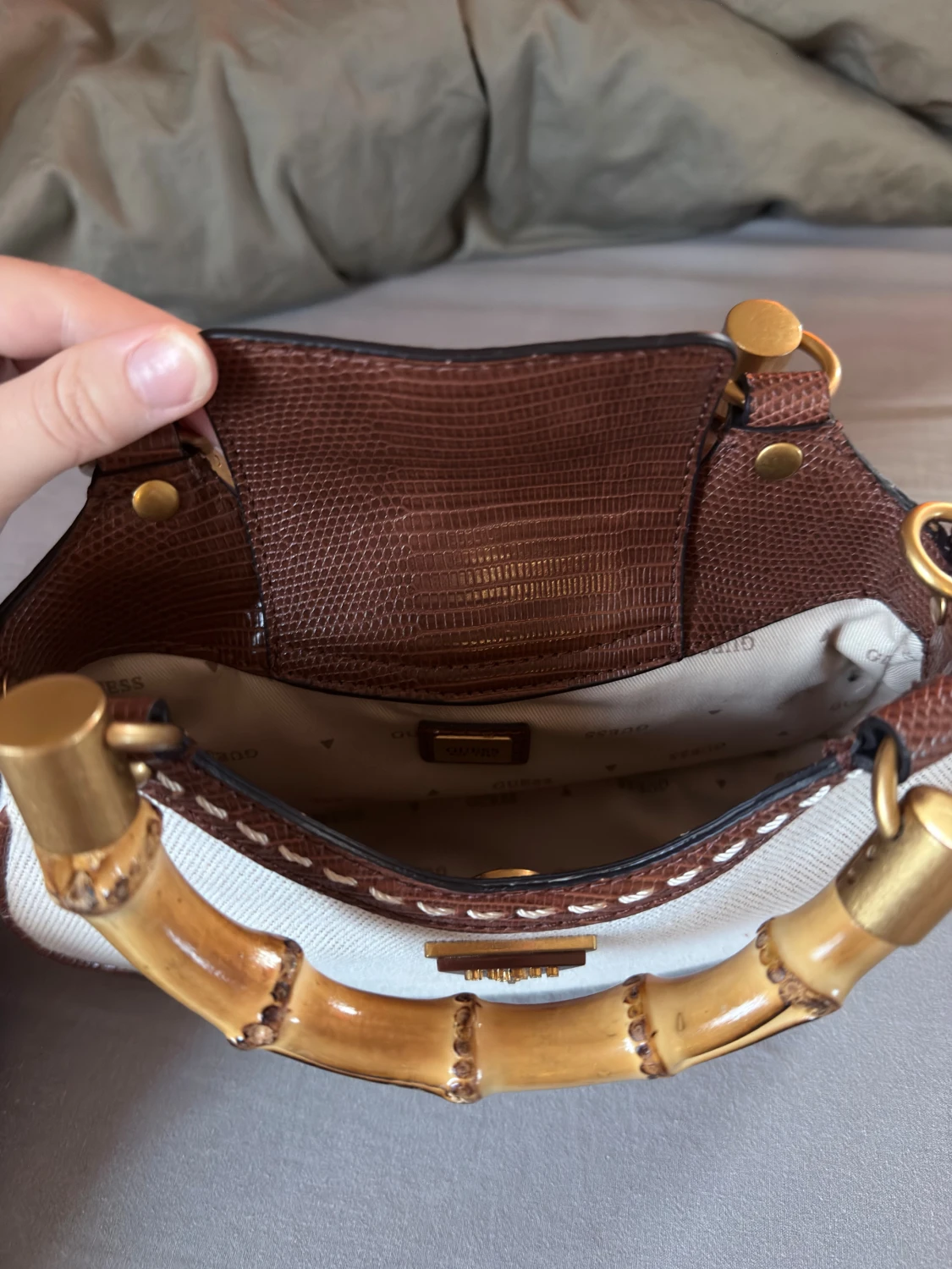 Guess - zabry handväska - 2