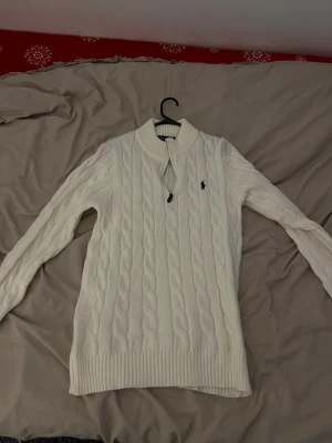 Stickad Ralph lauren quarter zip  - Helt ny quarter zip, sitter som L-XL