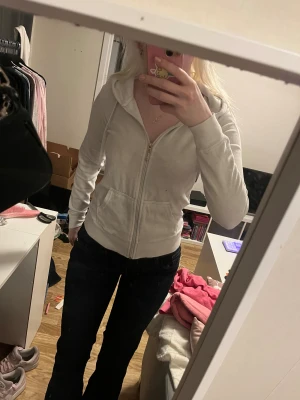 Zipup - Kommer inte till användning. skriv om du undrsr något😊