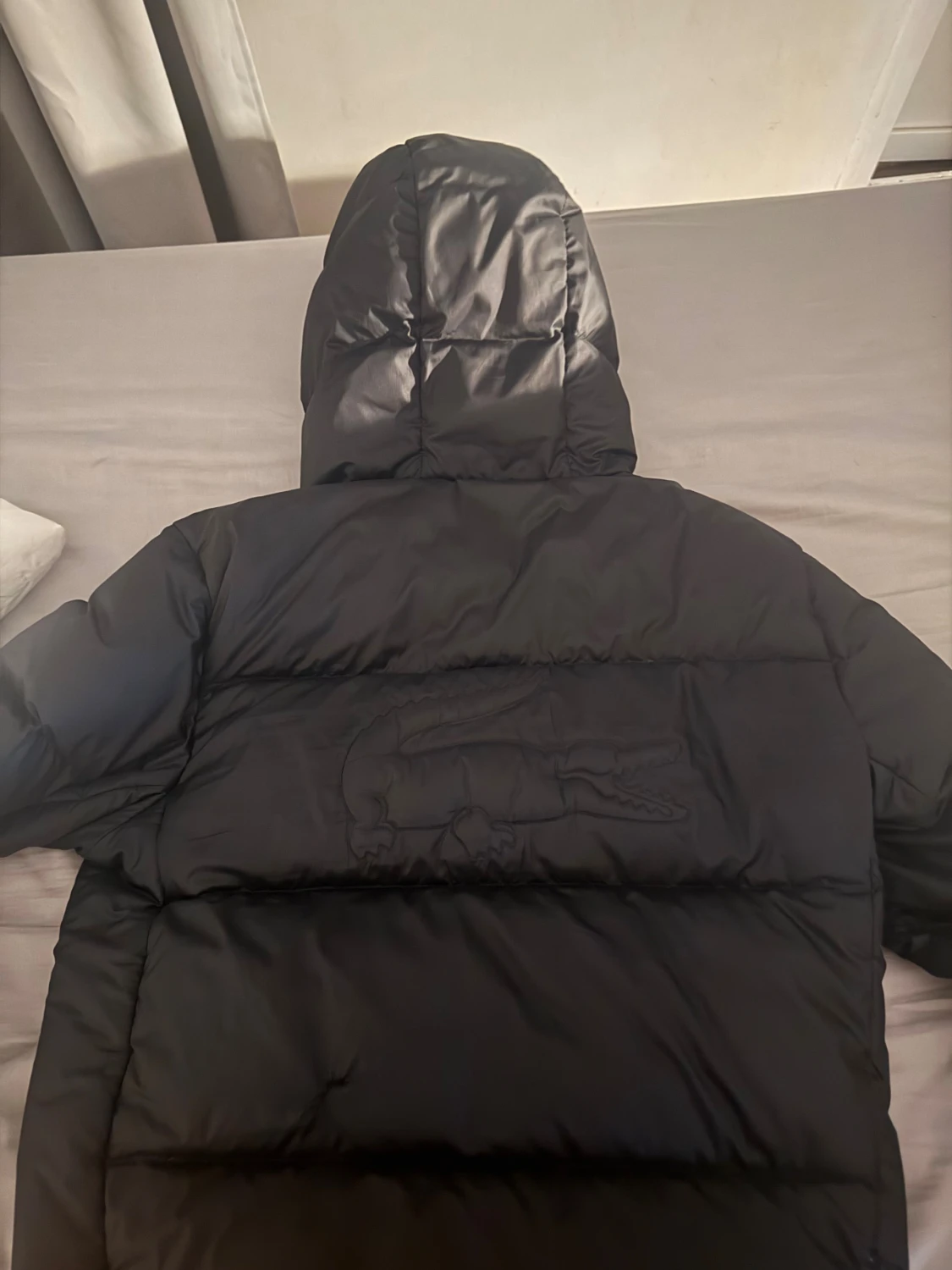 Svart pufferjacka från Lacoste - 1