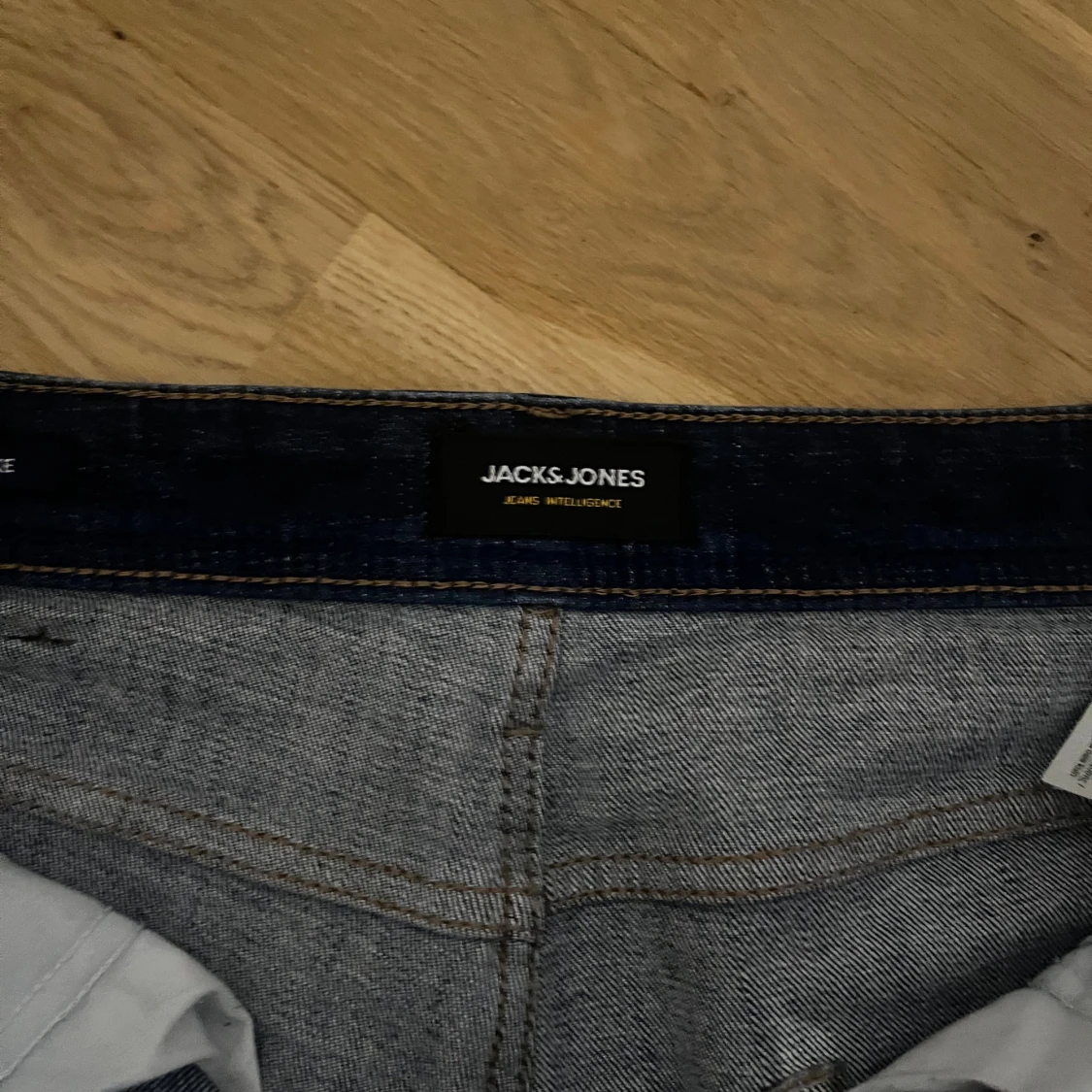 Mörkblå jeans från Jack & Jones - 3
