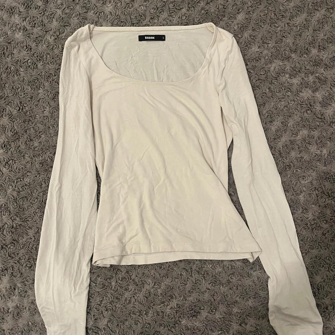 Vit långärmad topp från Bikbok