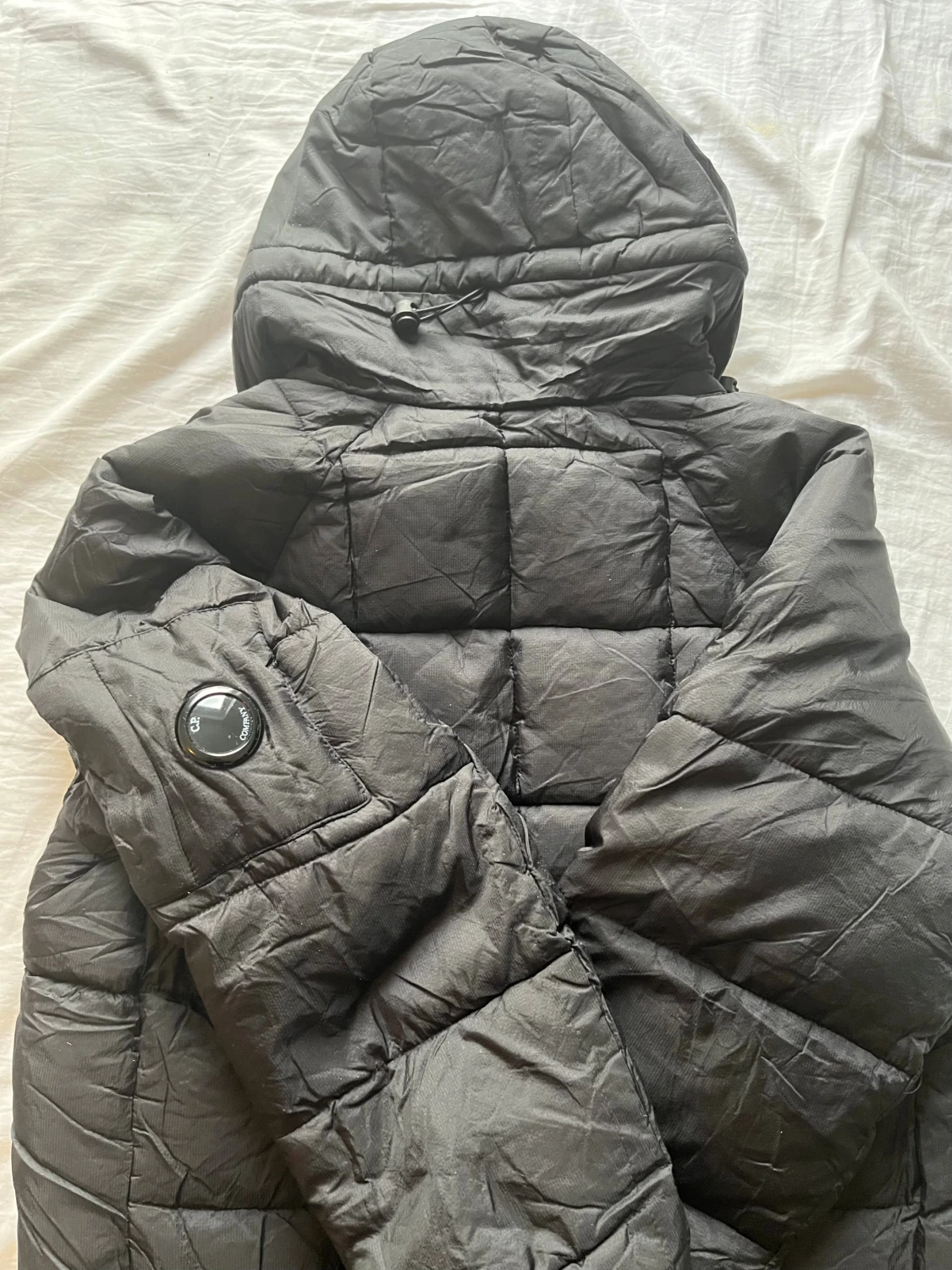 Svart pufferjacka från C.P. Company - 1