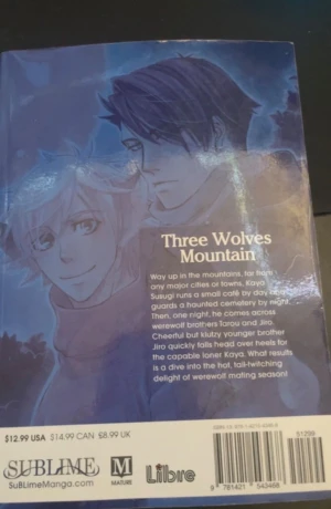 Three Wolves Mountain - En spännande manga om Kaya som driver ett café och vaktar en kyrkogård, tills han möter två varulvsbröder. Med romantik, humor och övernaturliga inslag är detta en berättelse som passar dig som gillar varulvar och heta känslor. YAOI manga 18+ explicit content 