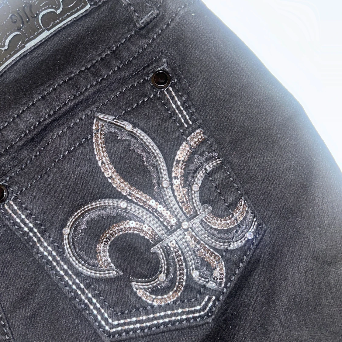 Svarta bootcut jeans Miss Me 28 - 4