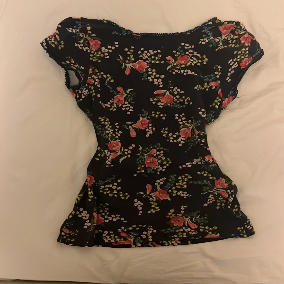 🌺Blommig topp🌺 - 2