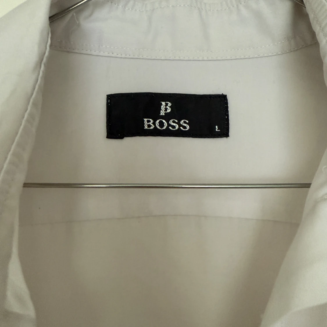 Vit kortärmad skjorta från Boss - 2