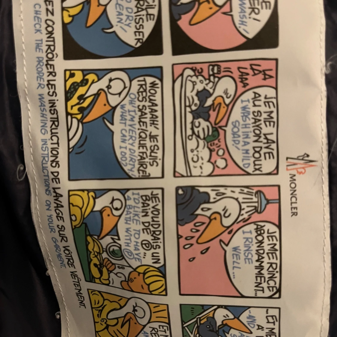 Svart Moncler pufferjacka med huva - 4