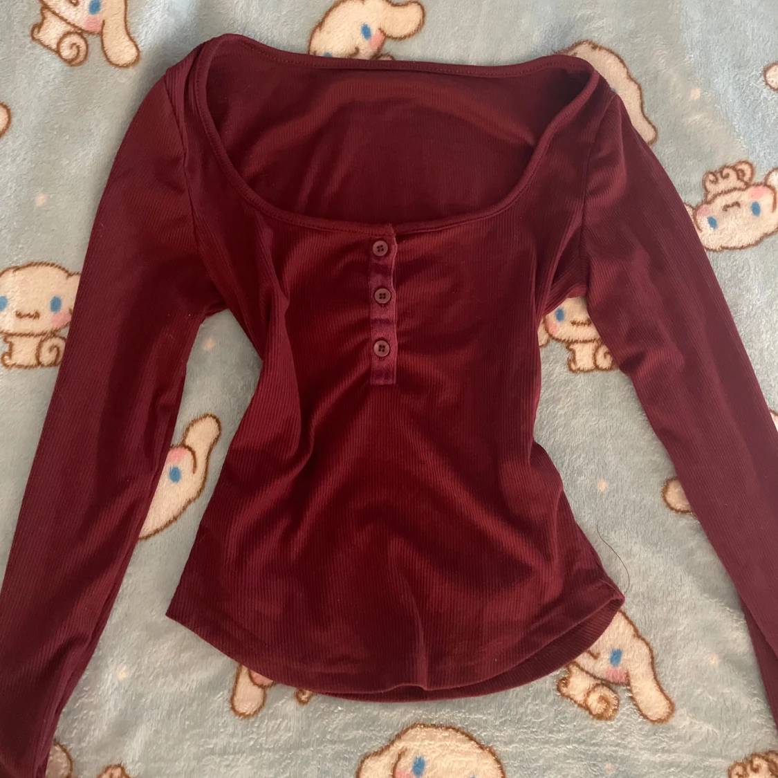 Vinröd urringad Elena Gilbert långärmad topp  - 2