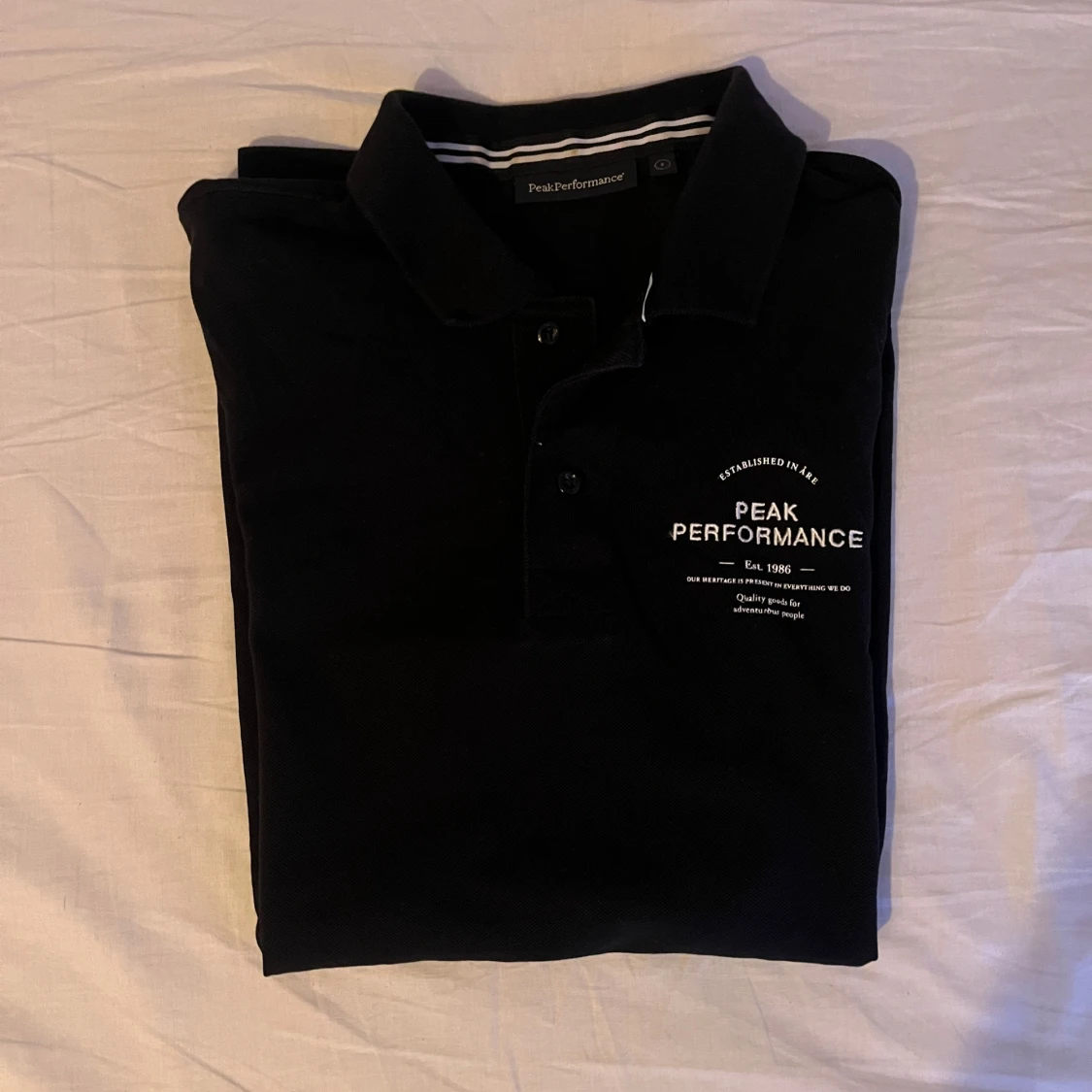 Svart pikétröja Peak Performance - 2