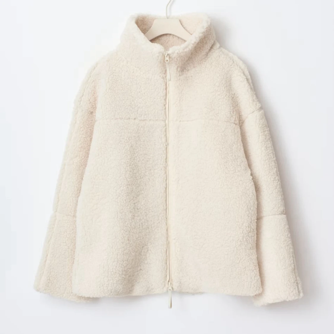 Beige teddyjacka med dragkedja