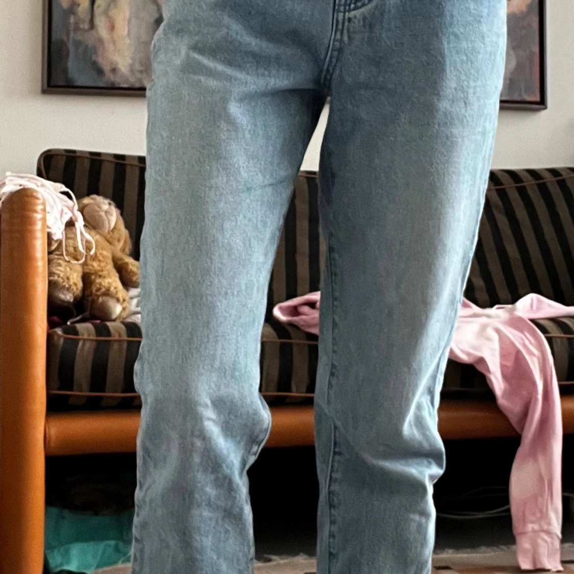 Ljusblå jeans med stjärndetaljer - 1