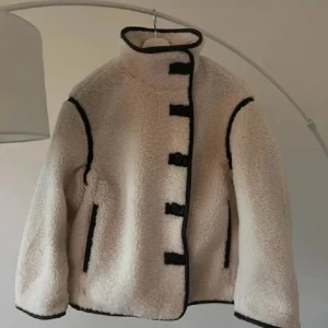 pile jacka💞💞 - snyggaste teddy jackan perfekt inför höst o vinter 💞💞💞slutsåld överallt