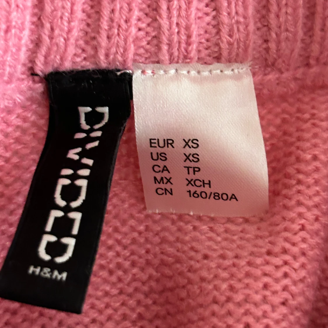 Rosa stickad tröja med hjärtan H&M - 1