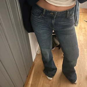 Zara Jeans  - Jeans ifrån Zara i storlek 34 💕