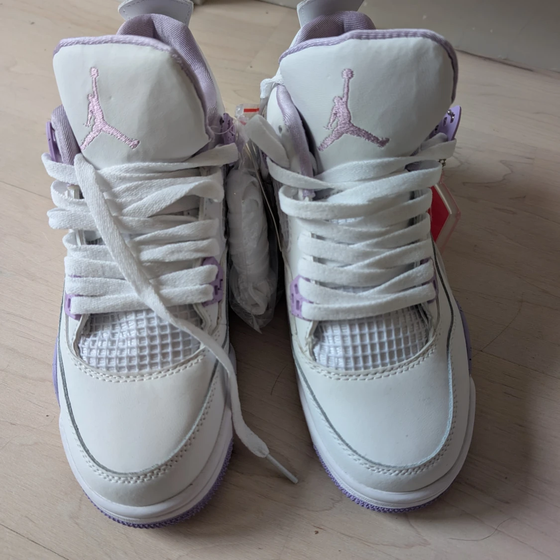 Nike Air Jordan 4 Retro vit/lila - 1