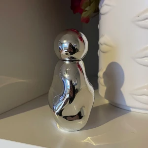 Kylie Jenner: Cosmic 2.0 - 30ml endast testad.