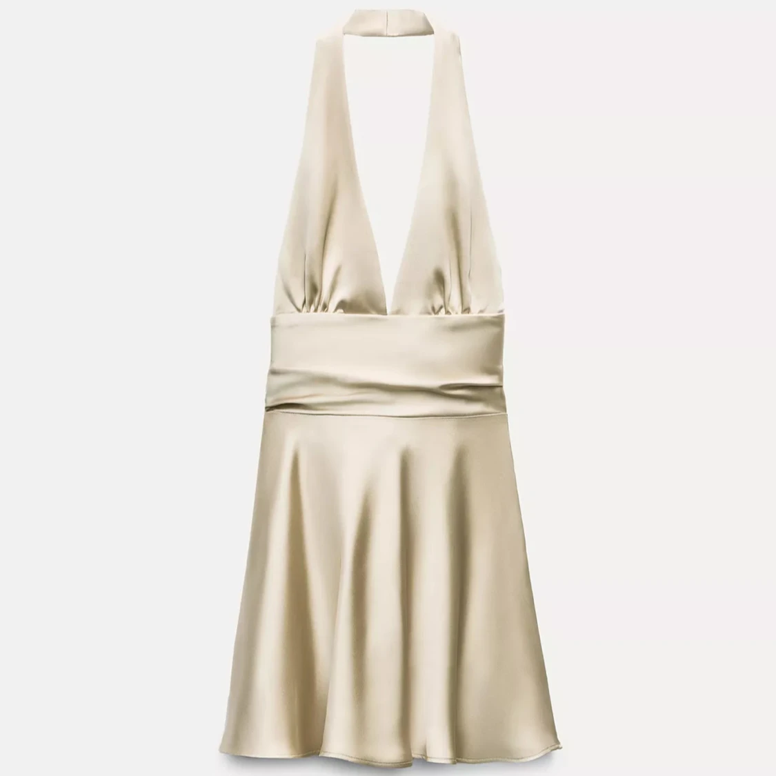 Champagnefärgad halterneck klänning