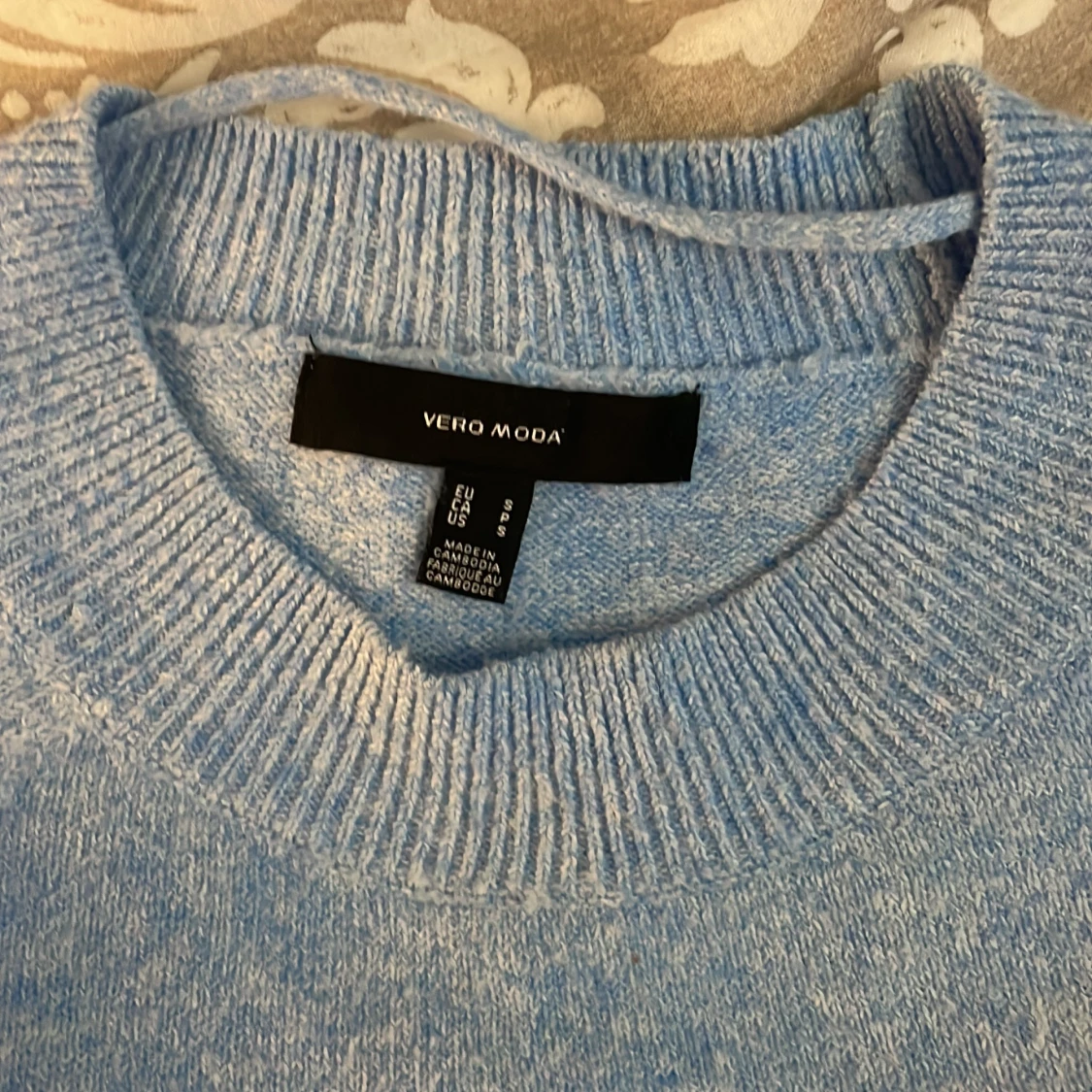 Ljusblå stickad tröja från Vero Moda - 2