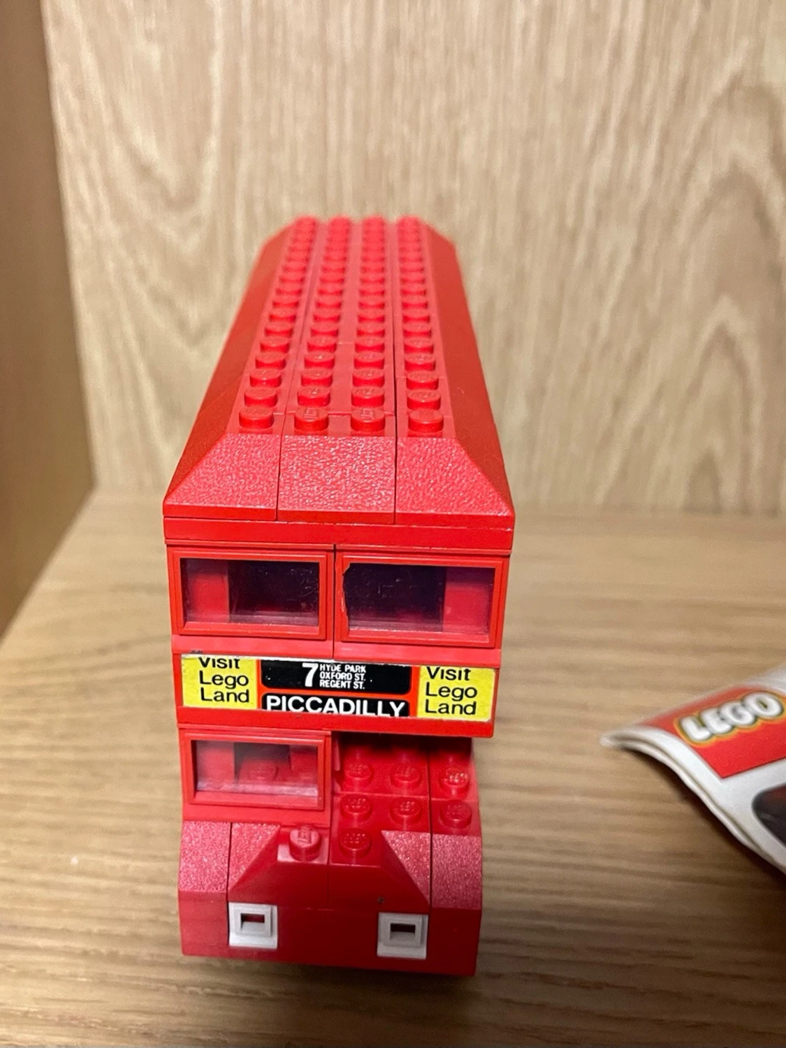 Röd LEGO Londonbuss 384 - 1