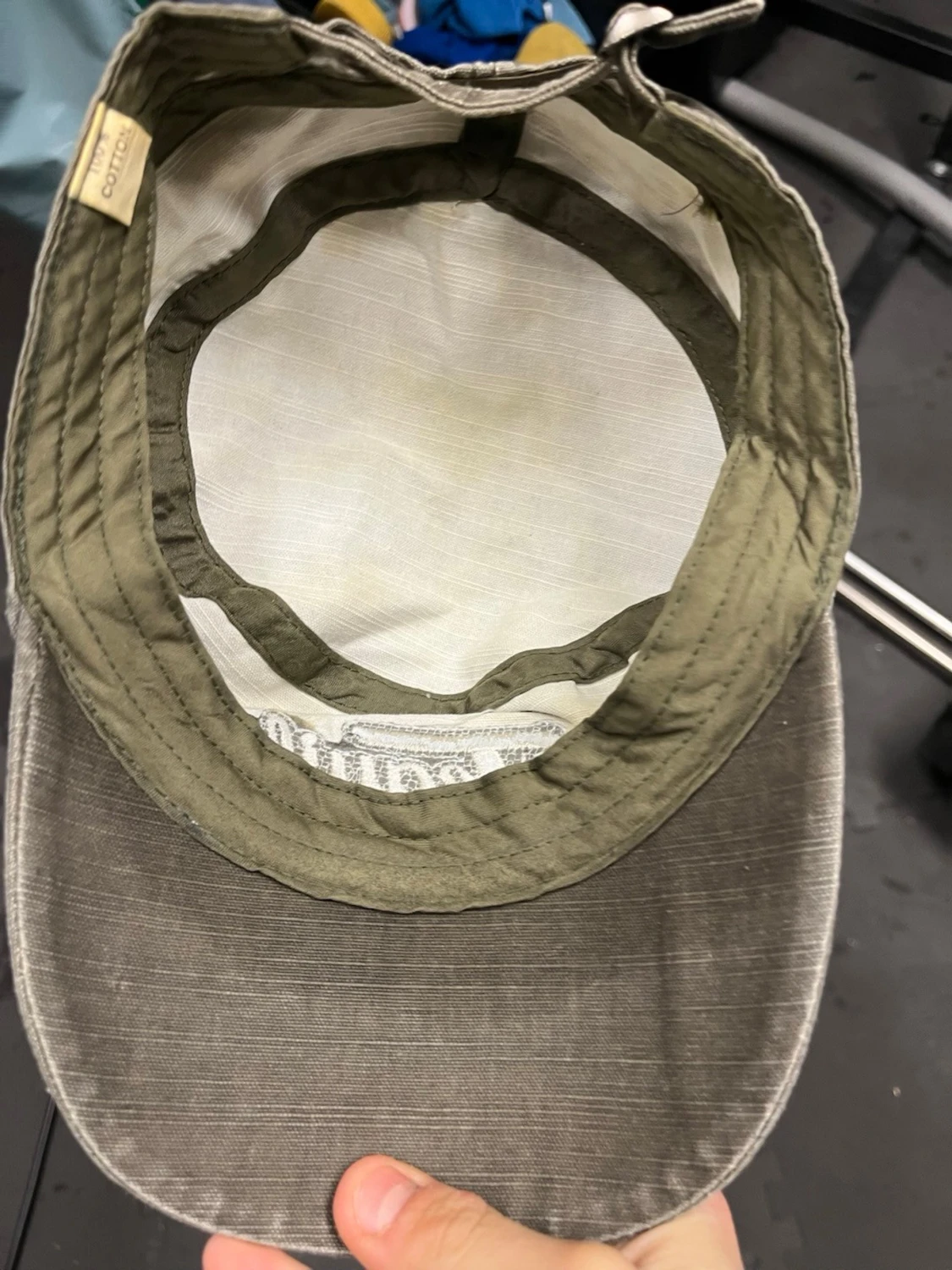 Grå keps med 'Tequila'-brodyr - 1