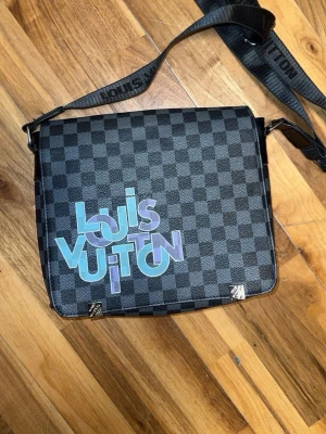 Axelväska - Axelväska