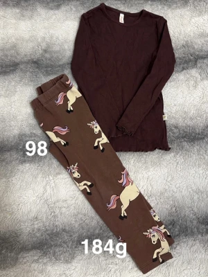 Lindex set - Fint använt skick. Storlek 98