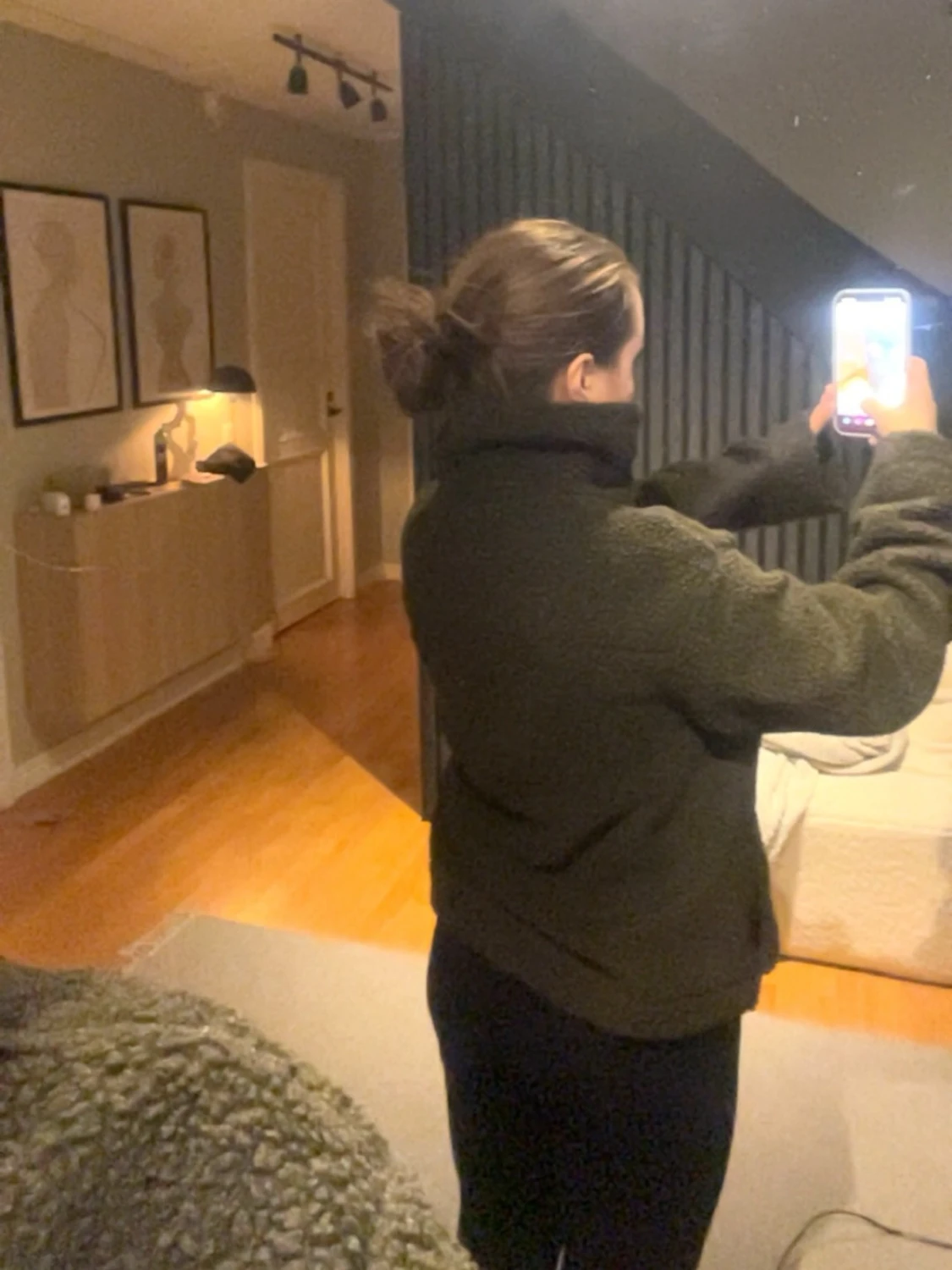 Mörkgrön teddyjacka med dragkedja - 3