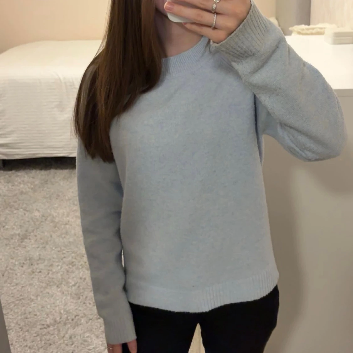 Ljusblå stickad tröja