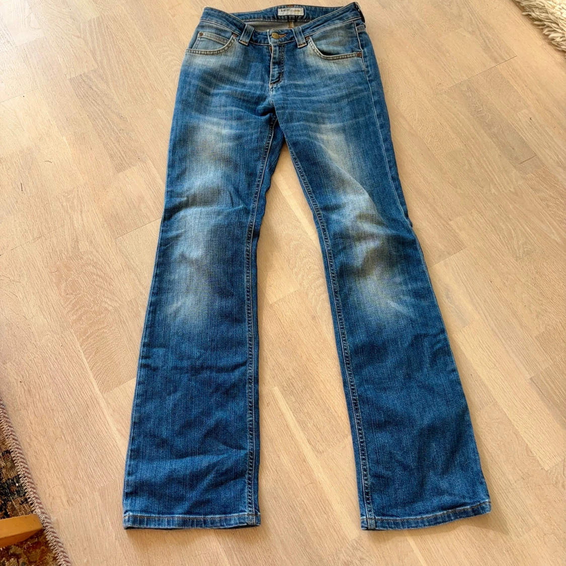 Lågmidjade bootcut jeans från lee - 2