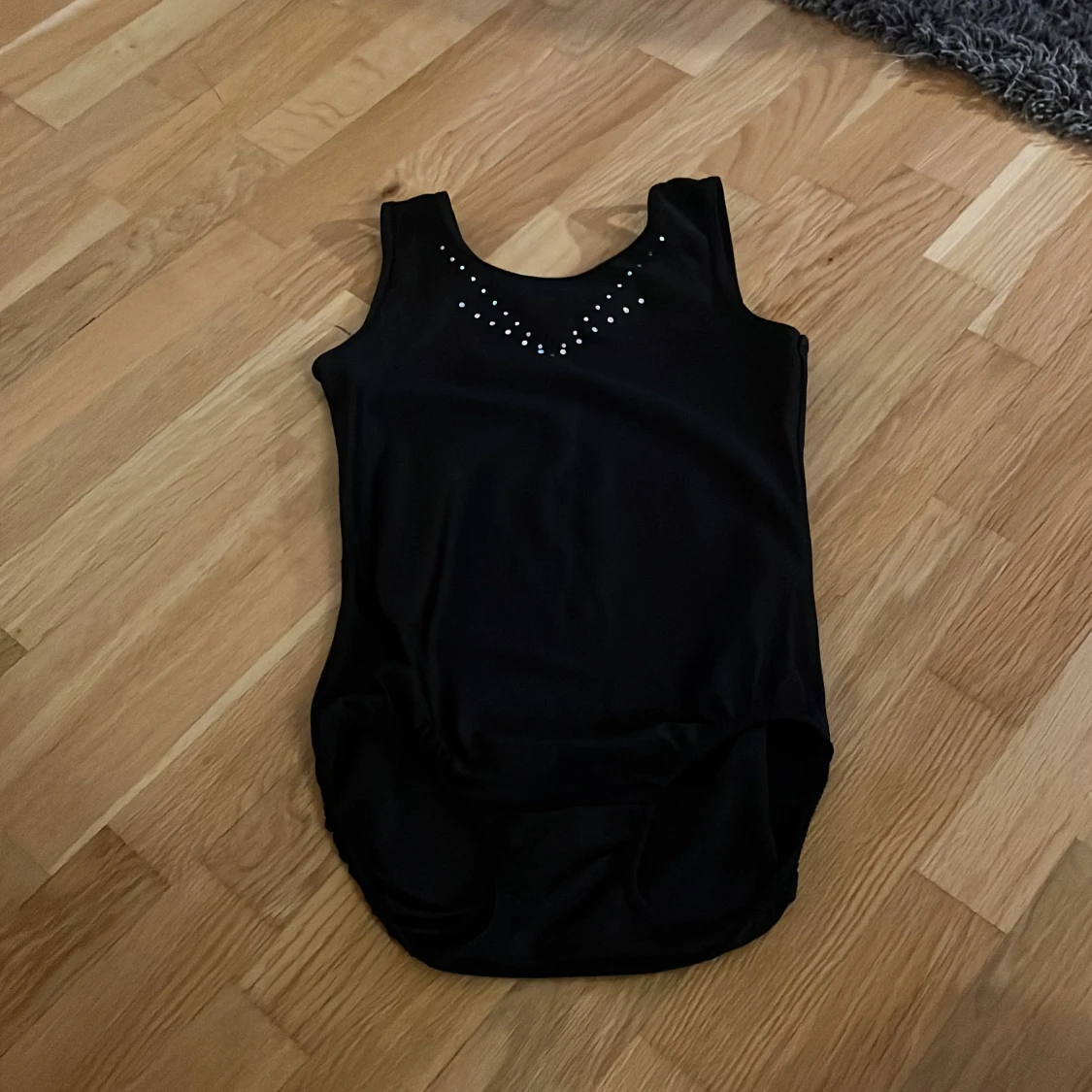 Svart gymnastikdräkt  - 1