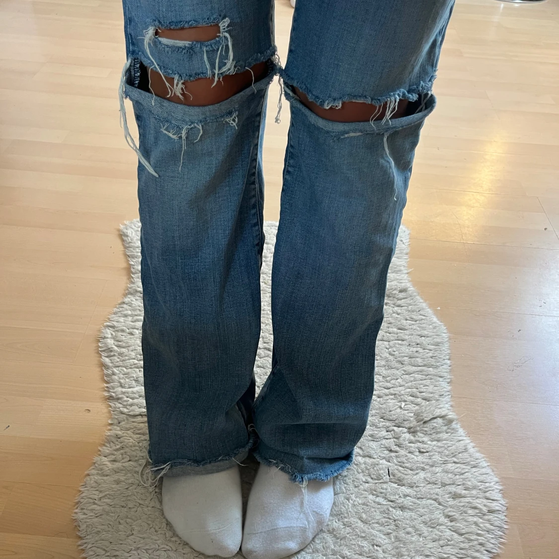 Blå slitna jeans från LTB Roxy - 1