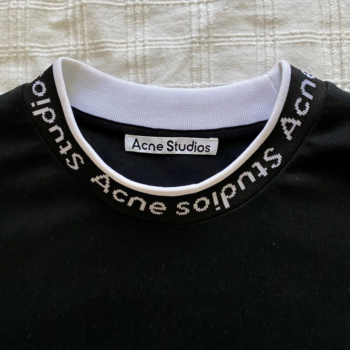 Acne Studios Logo Mock Neck Tee S NYSKICK - 1