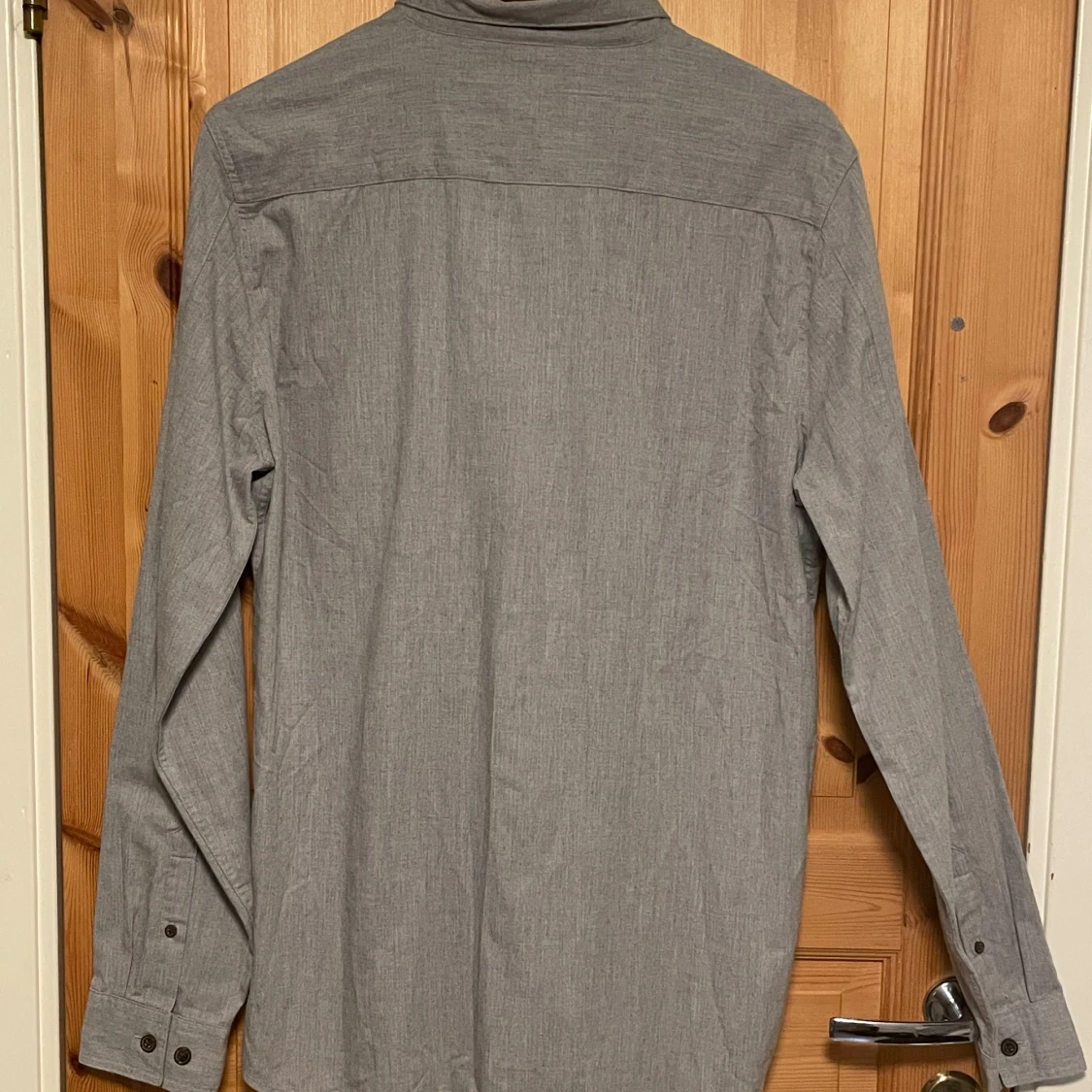 Grå skjorta från WINWIN i bomull - 1