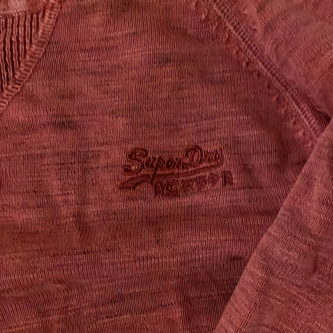 Röd långärmad tröja från Superdry - 2