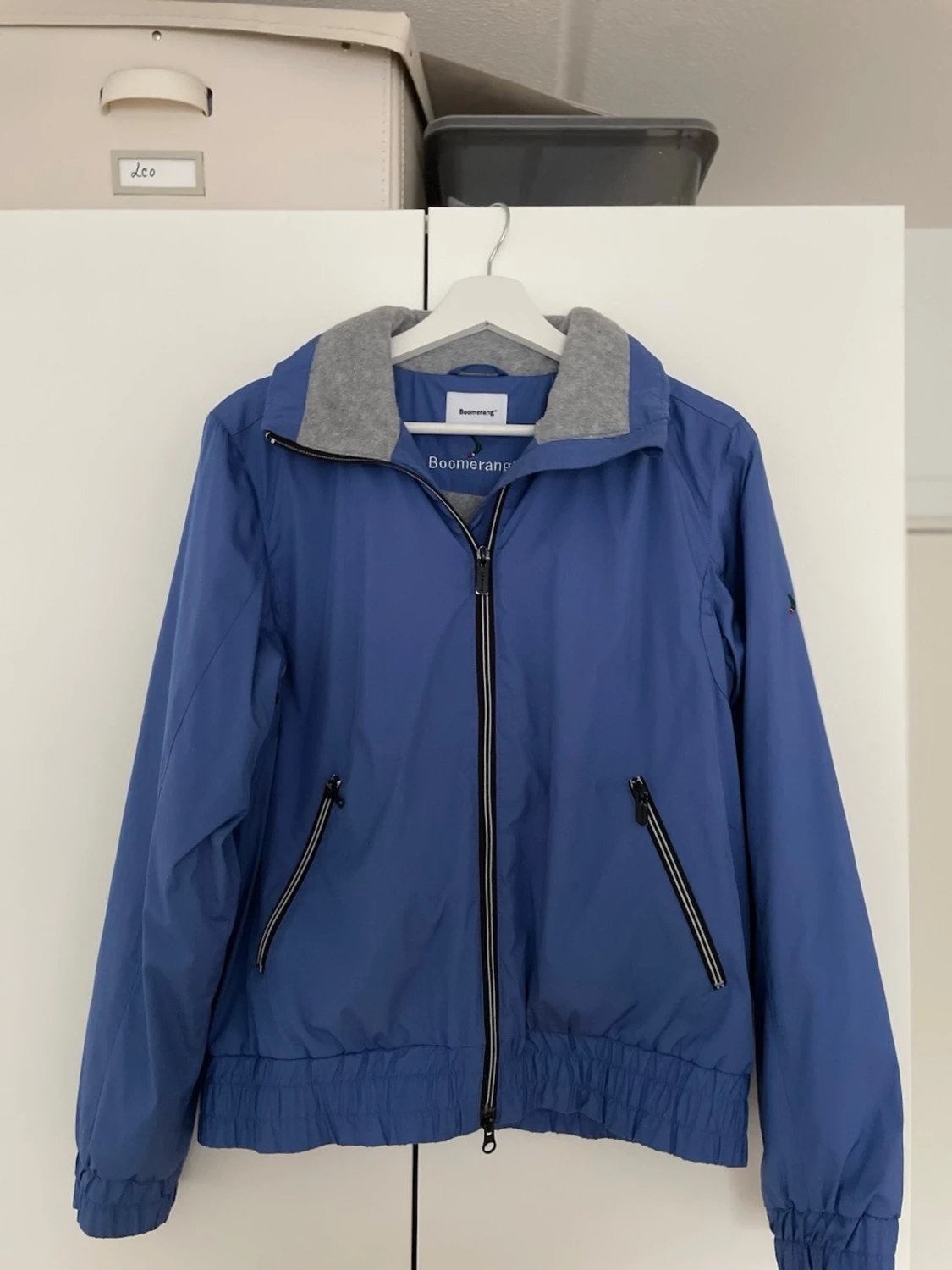 Blå vindjacka från Boomerang