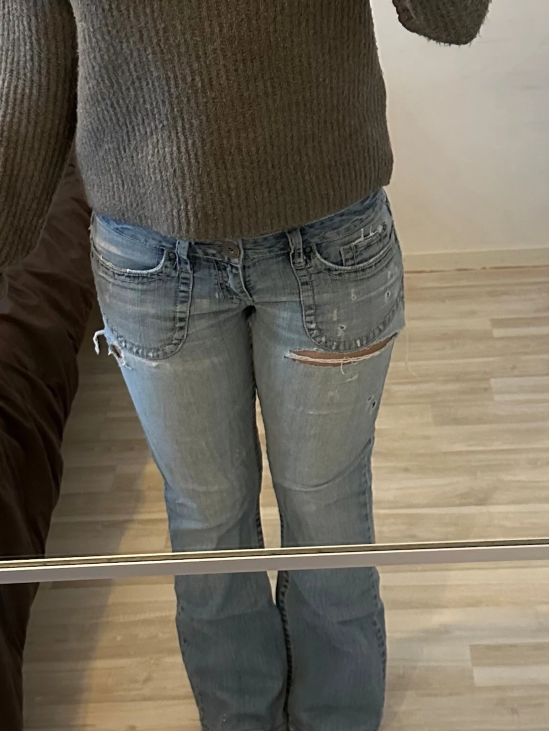 Ljusblå bootcut jeans