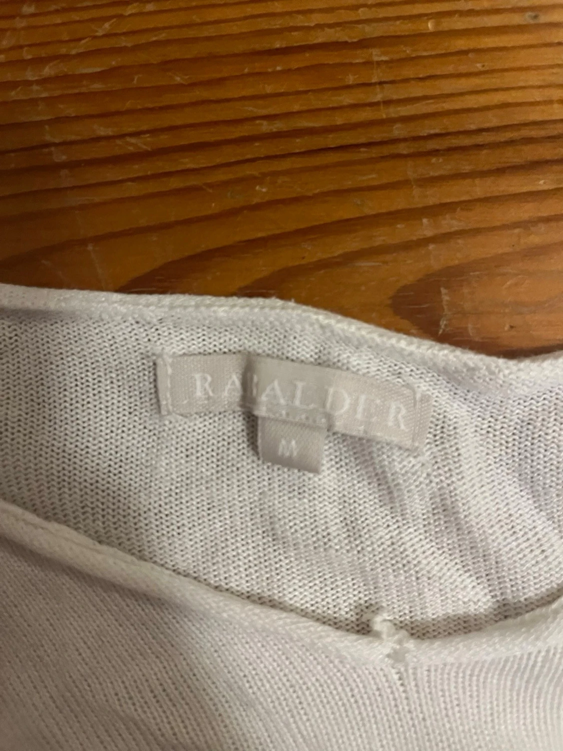 Vit långärmad tröja med ränder - 3