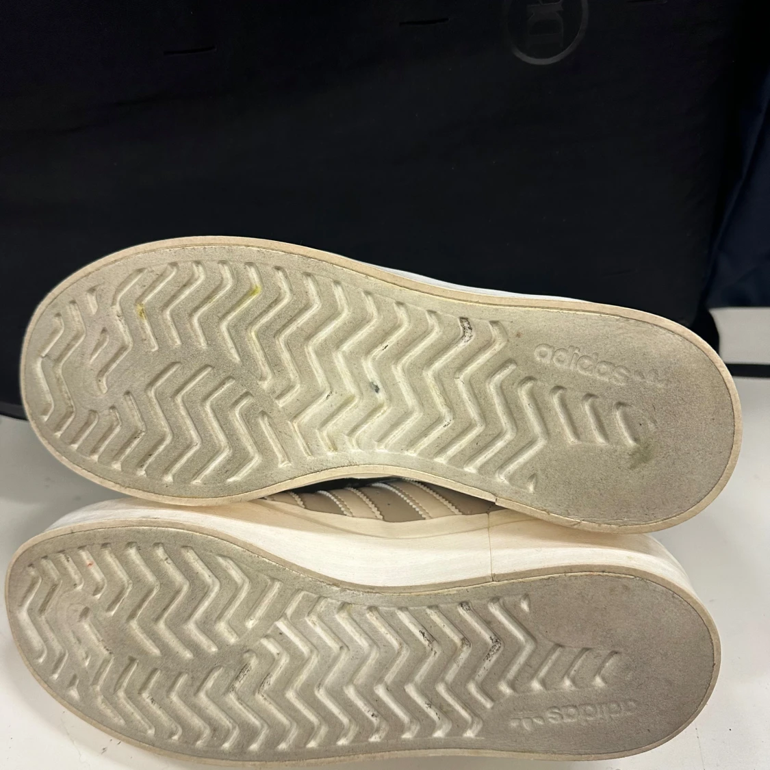 Beige adidas Superstar sneakers 40  - 3