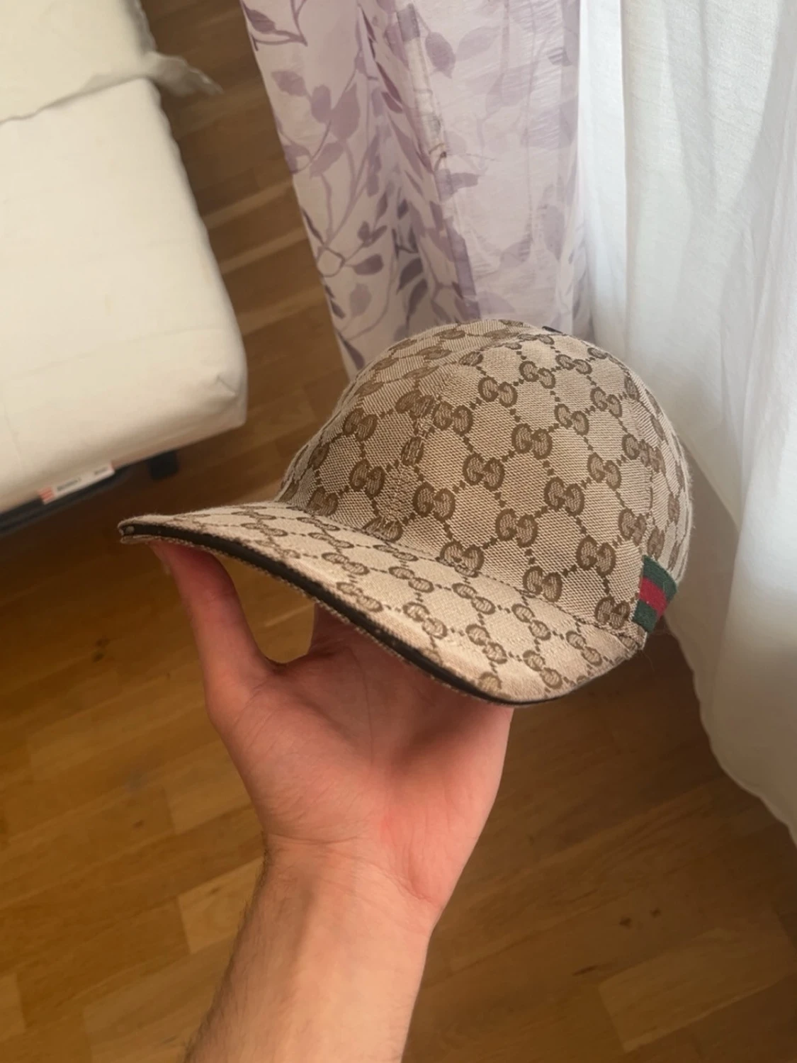 Gucci beige keps med GG-mönster - 2