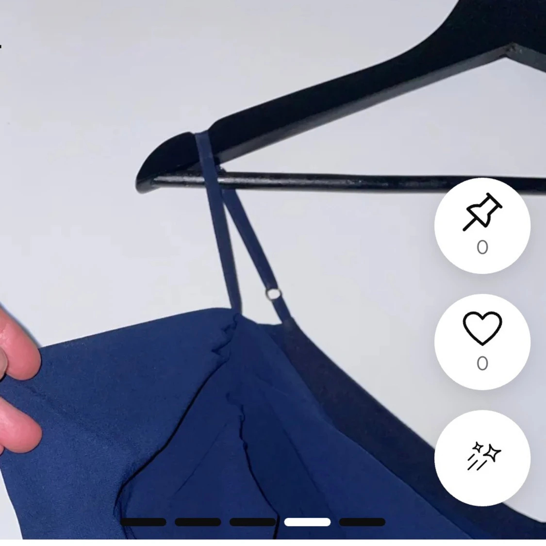 Marinblå långklänning med smala band - 1