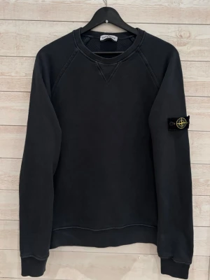 Stone Island tröja!! - Riktigt fet stone tröja ||| junior storlek 170–sitter som S ||| hör av dig vid minsta lilla fråga 🙋‍♂️///GC