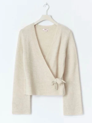 Beige omlottkofta med knytband - Gina tricot kofta helt ny med lappen kvar❤️strl 158/164 men passar även för längre 