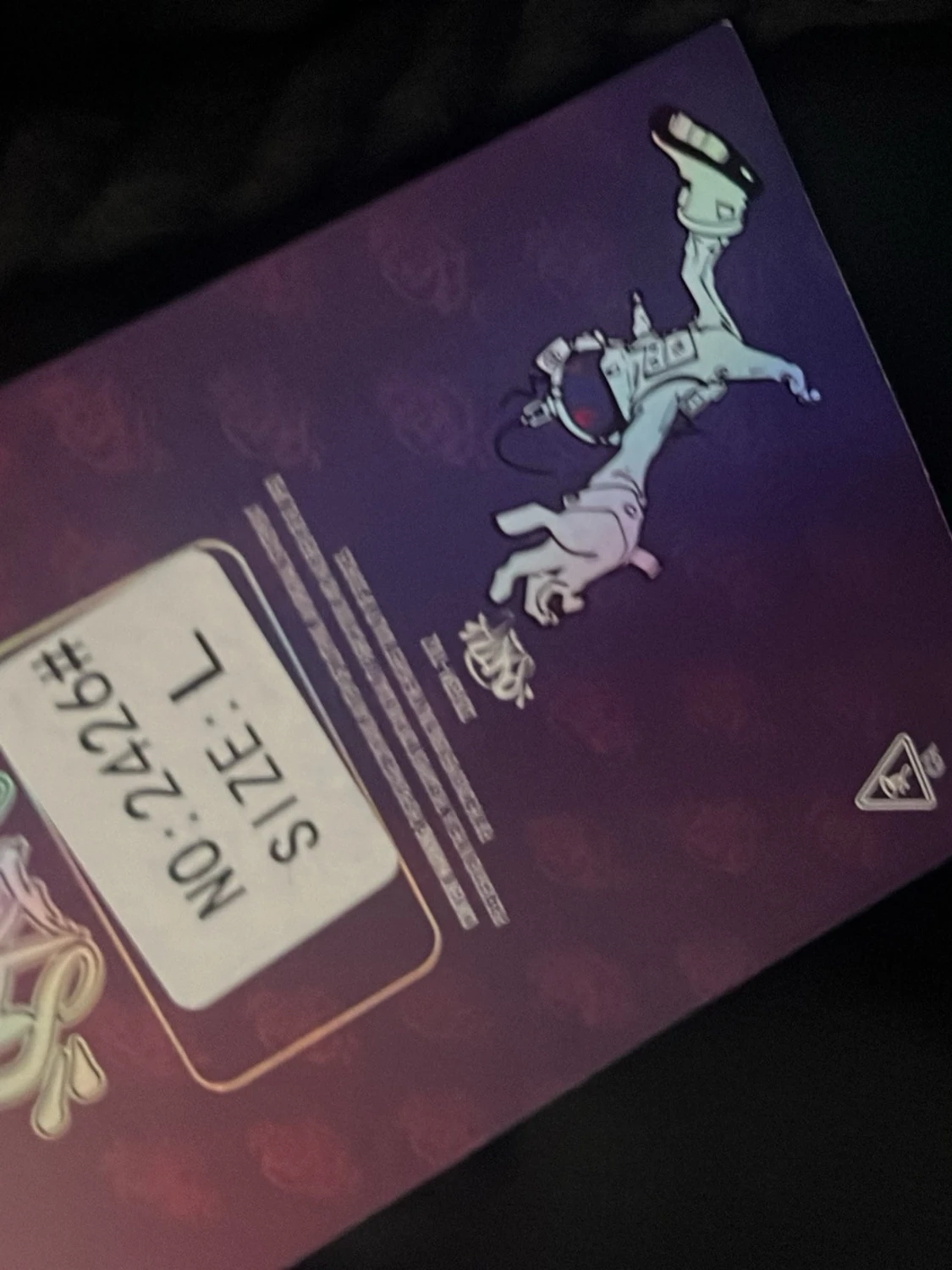 Svarta shorts med graffiti-tryck - 1