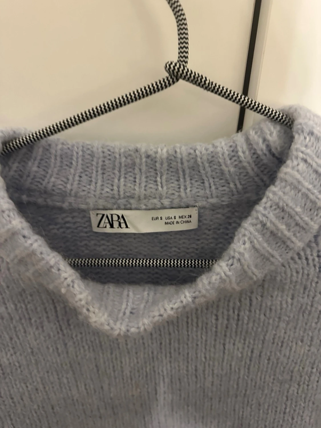 Ljusblå stickad tröja från zara - 1