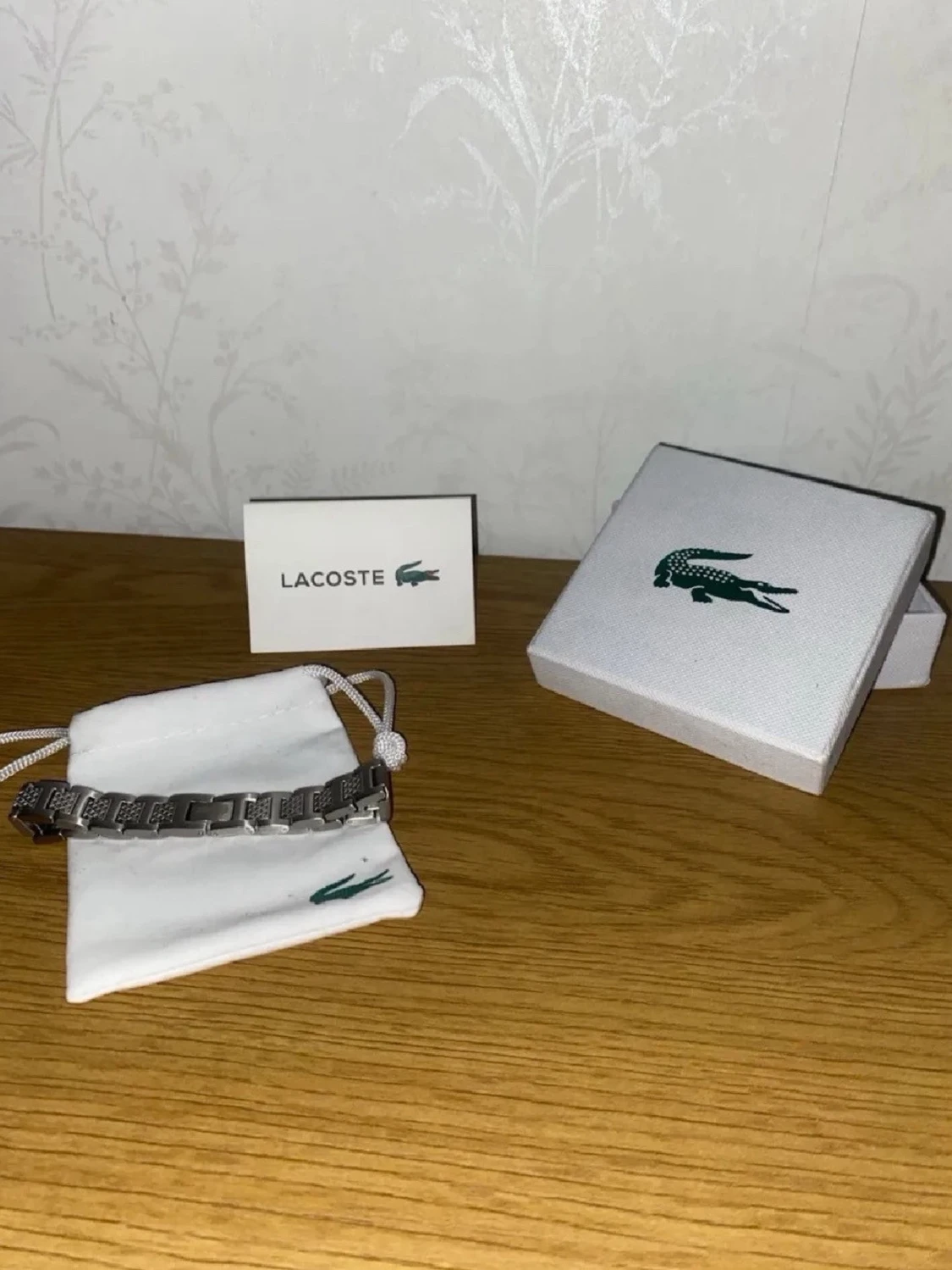 Silverfärgat armband från Lacoste - 3