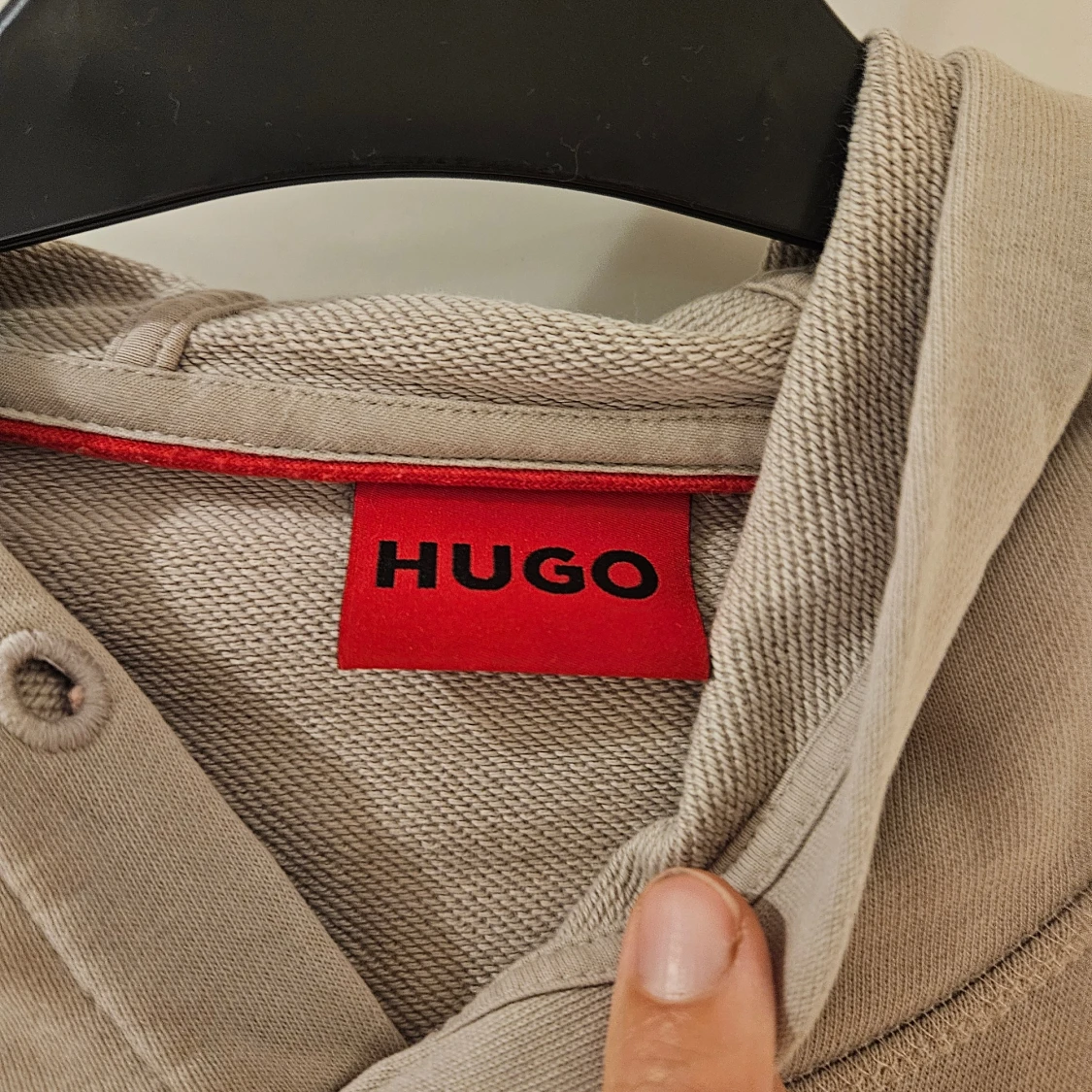 Ljusgrå hoodie från HUGO med tryck - 3