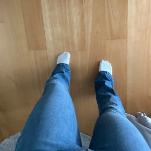 Lee jeans - Säljer helt oanvända boutcoute jeans från lee🌟nypris 1100 kr 