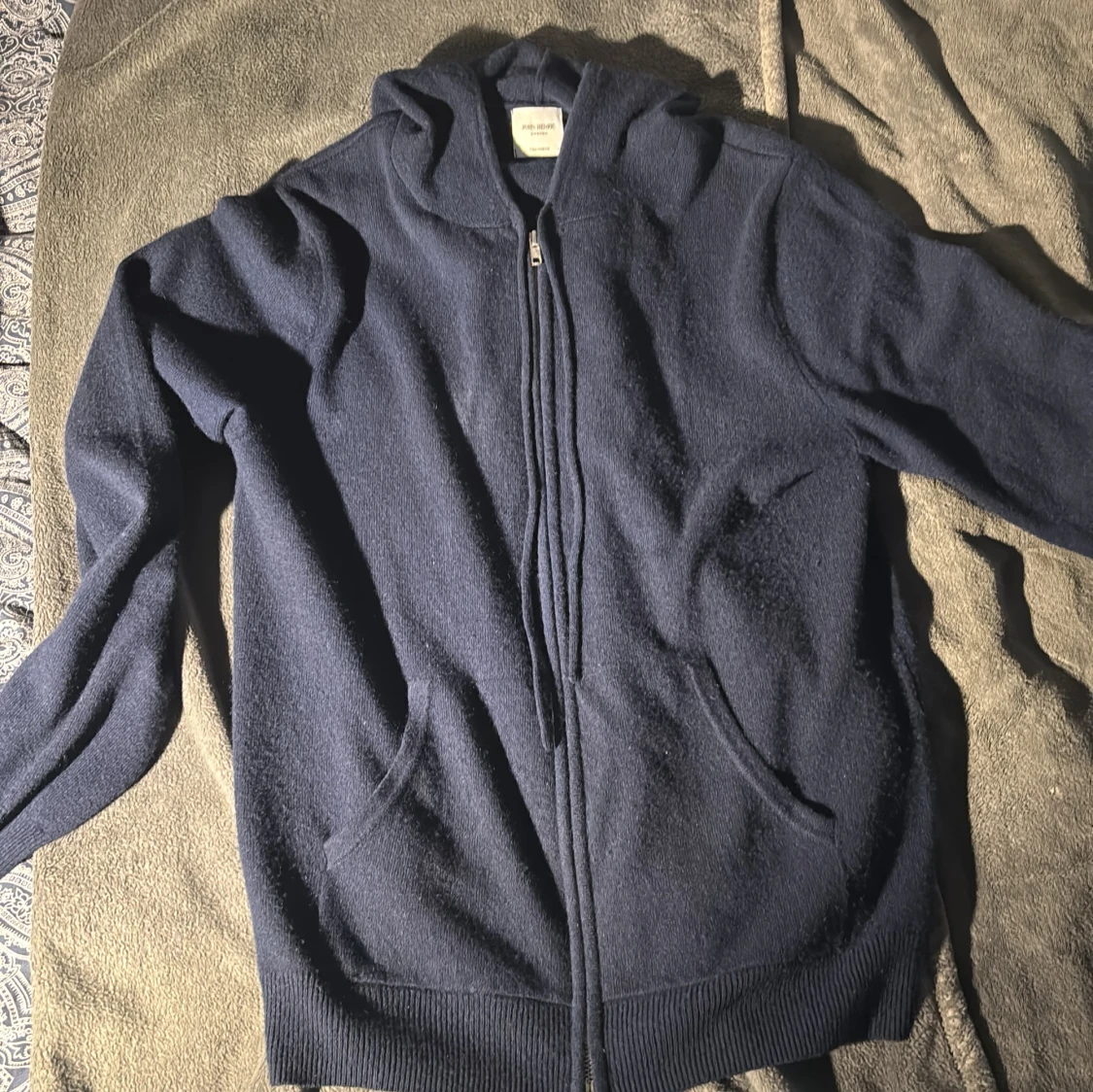 Mörkblå hoodie med dragkedja - 2